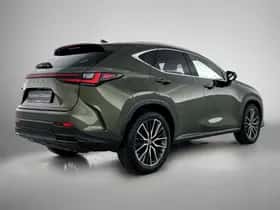 Lexus NX (2022) thumbnail 2