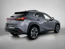 Lexus UX (2020) thumbnail 2