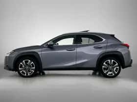 Lexus UX (2020) thumbnail 3