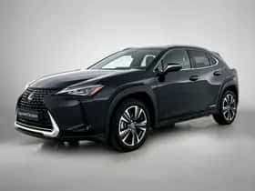 Lexus UX (2022)