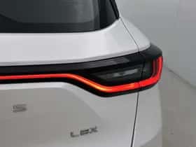 Lexus LBX (2025) thumbnail 31
