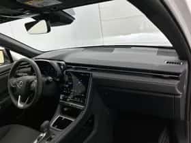 Lexus LBX (2025) thumbnail 6