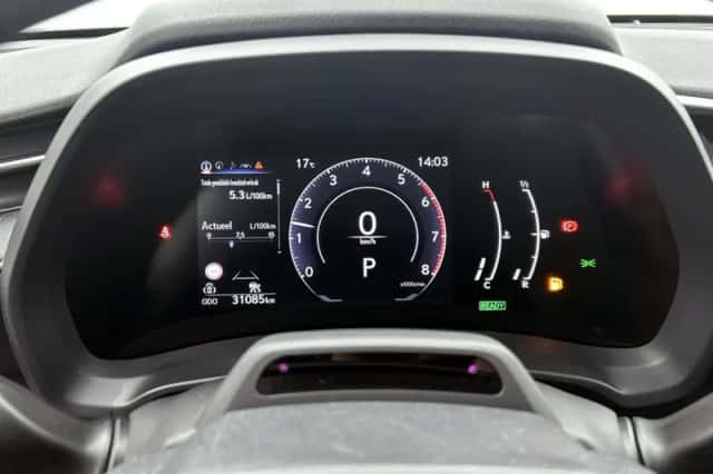 Lexus LBX (2024) thumbnail 5