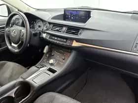 Lexus CT (2021) thumbnail 6