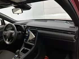 Lexus LBX (2024) thumbnail 6