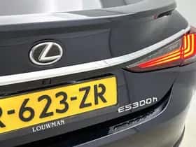 Lexus ES (2023) thumbnail 19