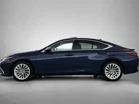 Lexus ES (2023) thumbnail 3