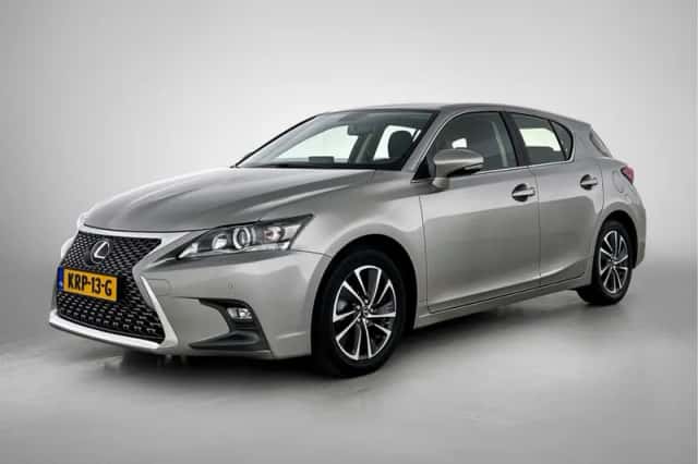 Lexus CT (2018) thumbnail 1