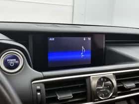 Lexus IS (2020) thumbnail 29