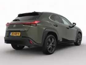 Lexus UX (2019) thumbnail 3