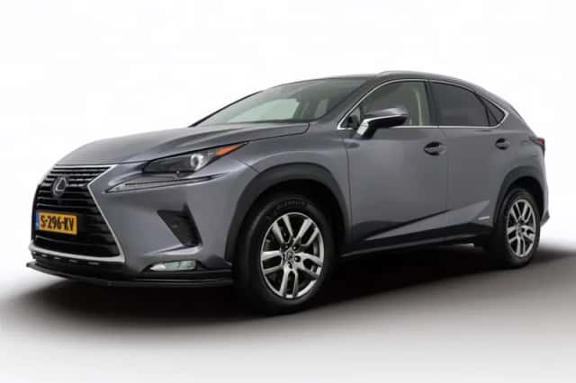 Lexus NX (2020) thumbnail 1