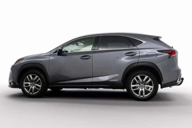 Lexus NX (2020) thumbnail 3