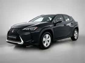 Lexus UX (2024)