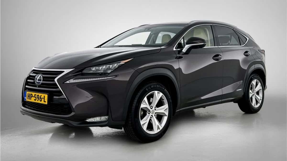 Lexus NX (2015) — foto 1