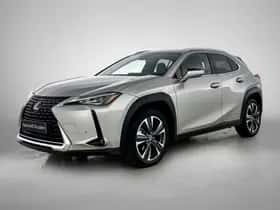 Lexus UX (2022)