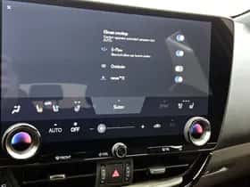 Lexus NX (2025) thumbnail 9