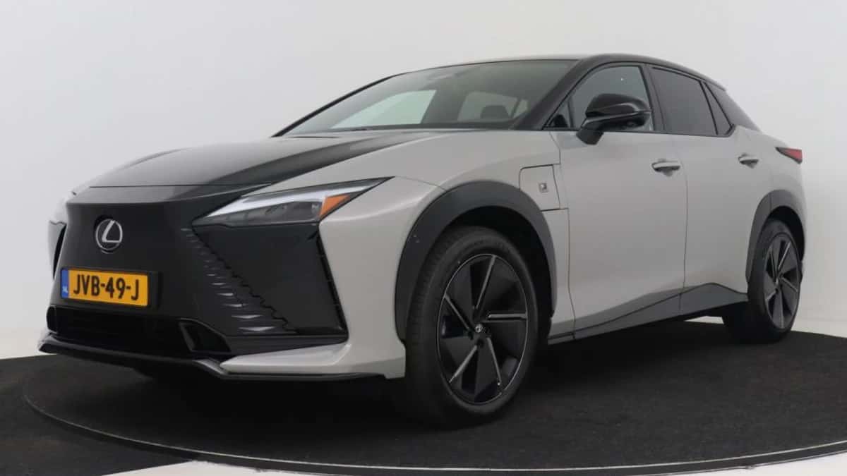 Lexus RZ (2026) — foto 1