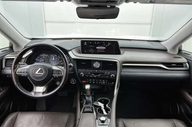 Lexus RX (2016) thumbnail 4
