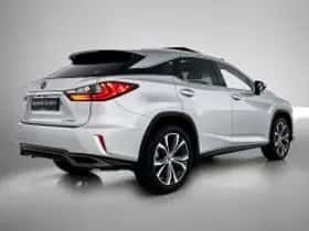 Lexus RX (2019) thumbnail 3