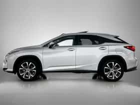 Lexus RX (2019) thumbnail 3