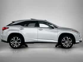 Lexus RX (2019) thumbnail 4