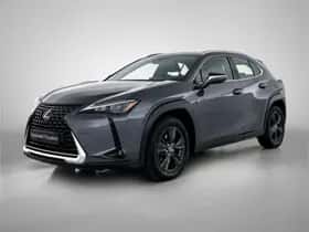Lexus UX (2024)