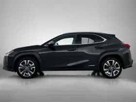 Lexus UX (2022) thumbnail 3