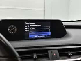 Lexus UX (2022) thumbnail 26