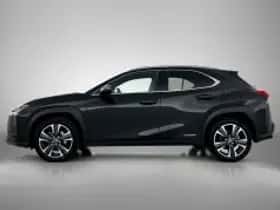 Lexus UX (2022) thumbnail 4