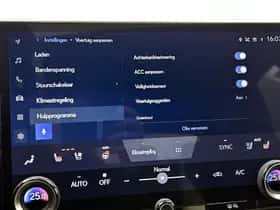 Lexus NX (2022) thumbnail 43