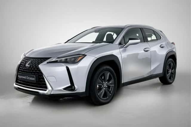 Lexus UX (2024) thumbnail 1