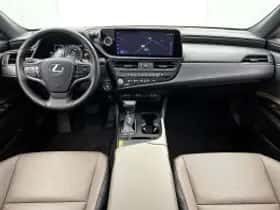 Lexus ES (2024) thumbnail 5
