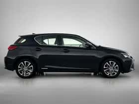 Lexus CT (2019) thumbnail 11