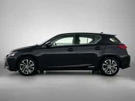 Lexus CT (2019) thumbnail 3