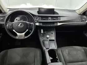 Lexus CT (2019) thumbnail 4