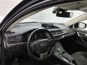 Lexus CT (2019) thumbnail 31