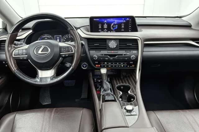 Lexus RX (2017) thumbnail 5