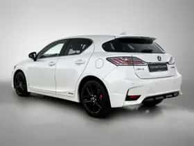 Lexus CT (2016) thumbnail 13