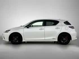 Lexus CT (2016) thumbnail 3