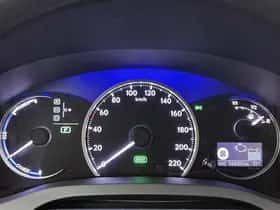Lexus CT (2016) thumbnail 5