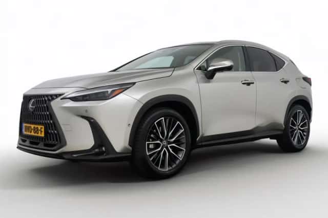 Lexus NX (2025) thumbnail 1