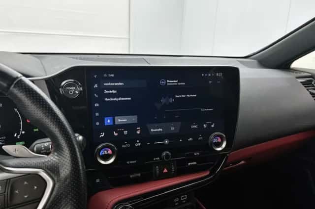 Lexus NX (2024) thumbnail 7