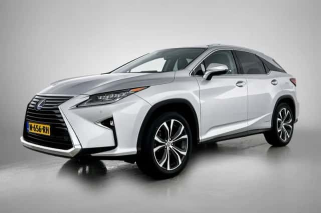 Lexus RX (2017) thumbnail 1