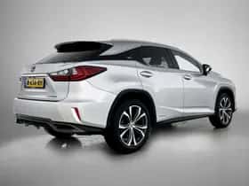 Lexus RX (2017) thumbnail 2