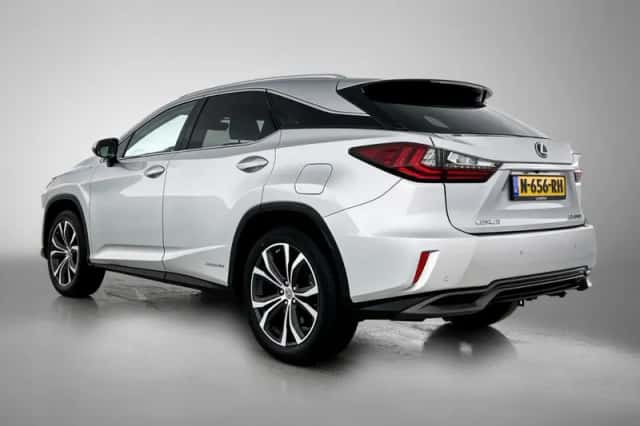 Lexus RX (2017) thumbnail 13