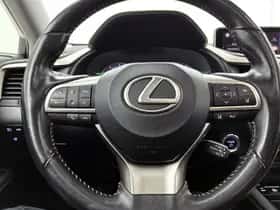 Lexus RX (2017) thumbnail 17