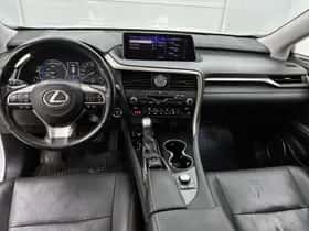 Lexus RX (2017) thumbnail 4