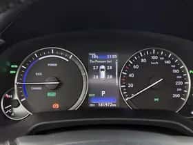 Lexus RX (2017) thumbnail 5