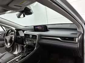 Lexus RX (2017) thumbnail 6