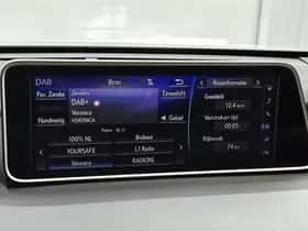 Lexus RX (2017) thumbnail 7